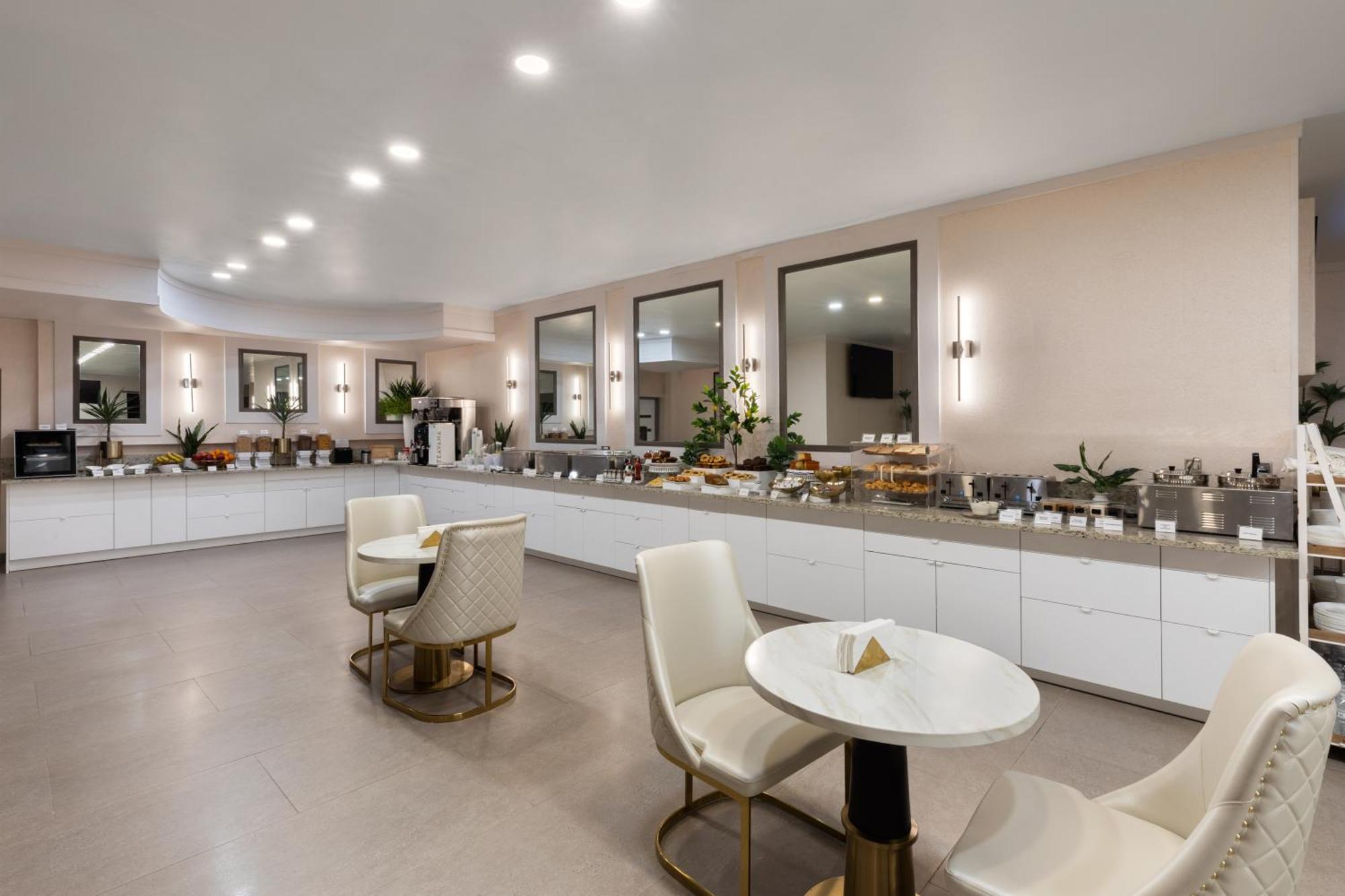 Ramada By Wyndham Dfw Airport Ξενοδοχείο Irving Εξωτερικό φωτογραφία