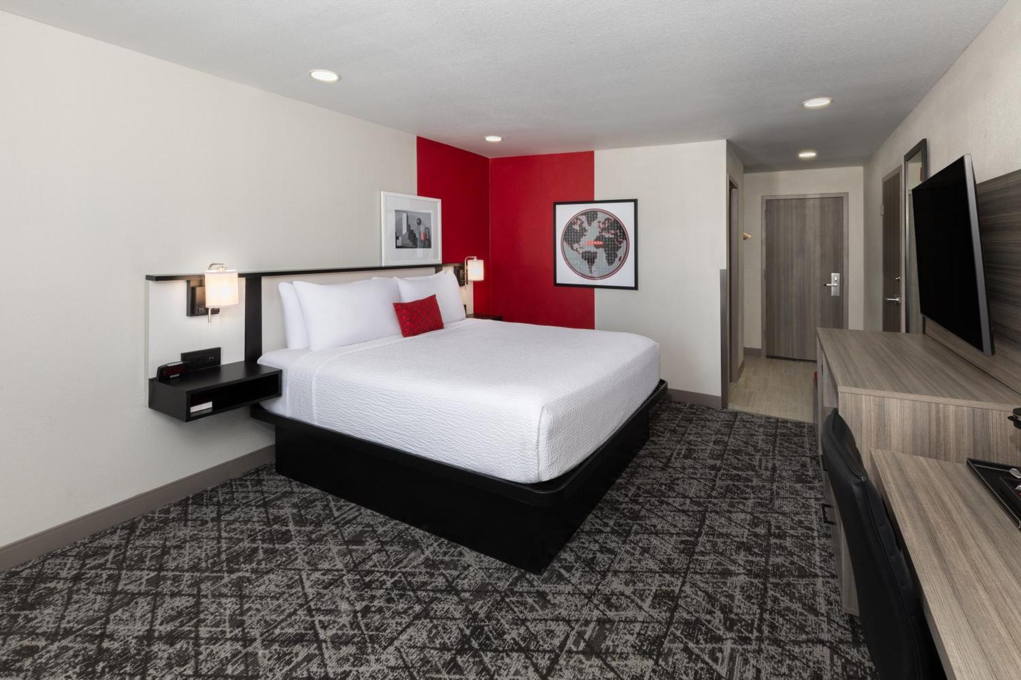 Ramada By Wyndham Dfw Airport Ξενοδοχείο Irving Εξωτερικό φωτογραφία